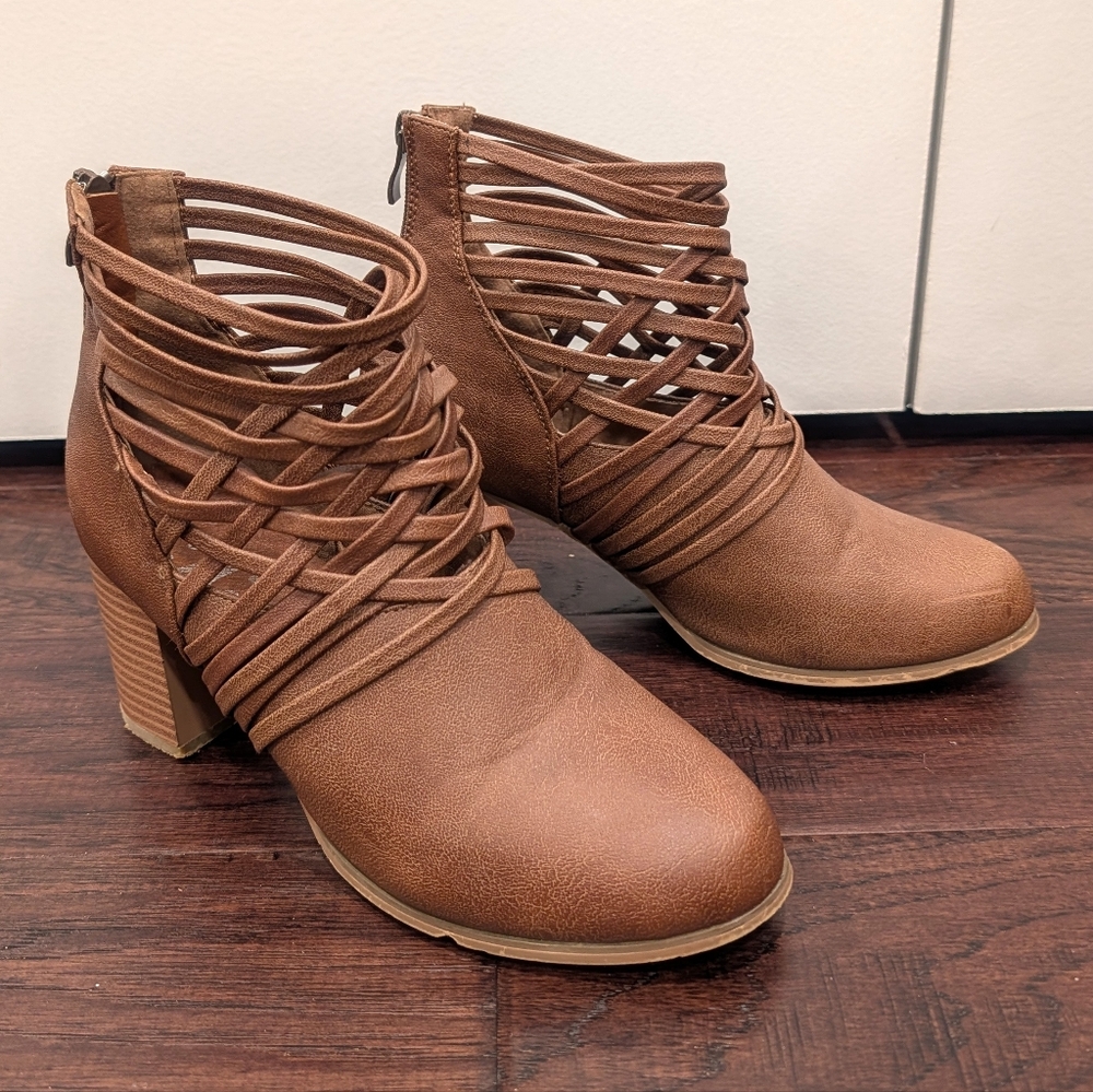 TG Women's Tan Brown Faux Leather Strappy Heeled Ankle Booties Size 8.5